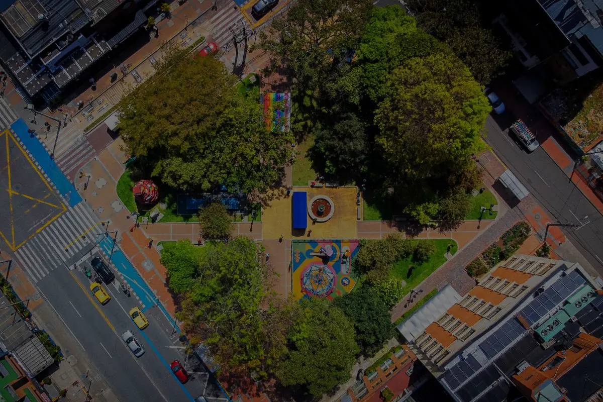 Parque León de Greiff Zona Rosa